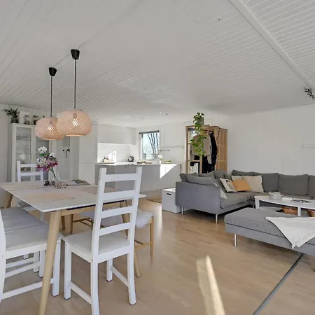 Stunning In With Wifi Casa vacanze Knebel